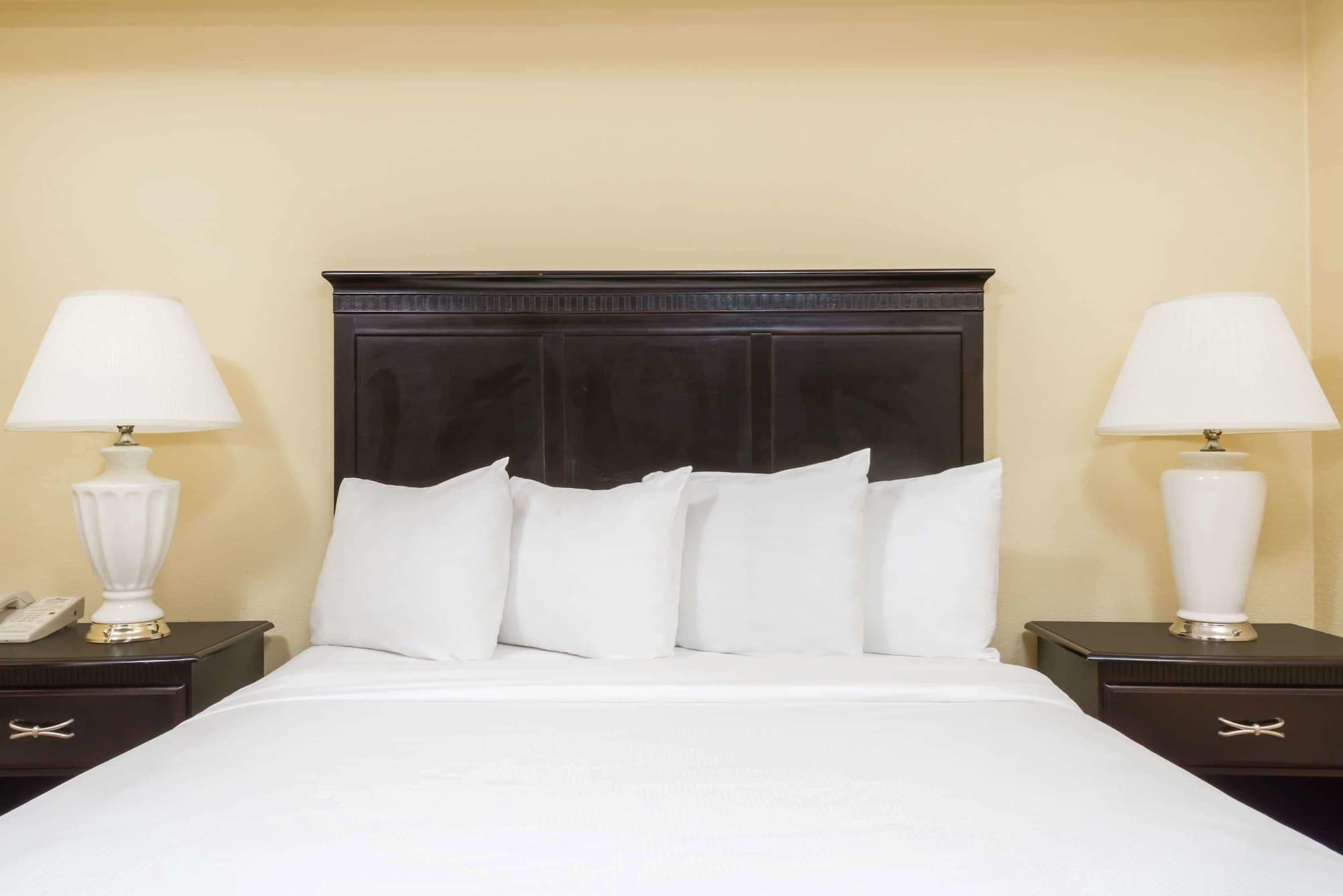 Hawthorn Extended Stay By Wyndham Columbus Exteriör bild